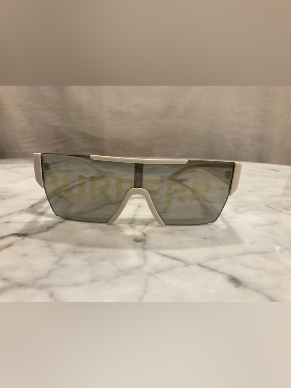 Burberry Unisex Sunglasses